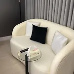 إستديو بطابع فندقي دخول ذكي